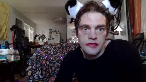 Snapshot of sissyemmalauren chatting on 10/08/25, 10:18 sissyemmalauren online show from 10/08/25, 10:18