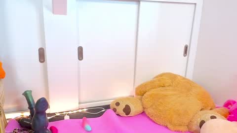 Elise online show from 03/28/26, 12:05