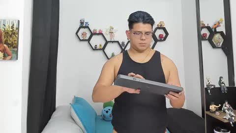 Siul Thompson online show from 02/10/25, 08:00