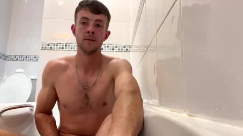 sixpackmac1 online show from 09/13/25, 05:02