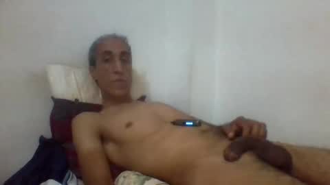 Snapshot of sixsix271 chatting on 09/22/25, 12:01 sixsix271 online show from 09/22/25, 12:01