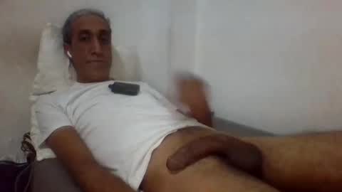 Snapshot of sixsix271 chatting on 10/31/25, 12:44 sixsix271 online show from 10/31/25, 12:44