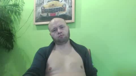 Snapshot of sixten19795 chatting on 10/08/25, 07:06 sixten19795 online show from 10/08/25, 07:06