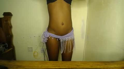 Snapshot of sizzly_ass chatting on 04/25/26, 05:10 sizzly_ass online show from 04/25/26, 05:10