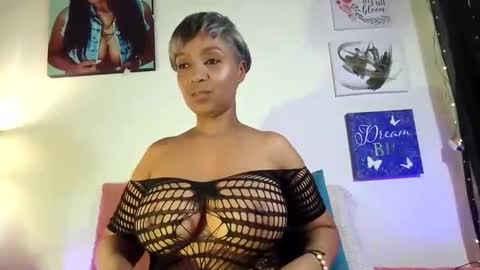 Skarlleth online show from 01/05/26, 08:23