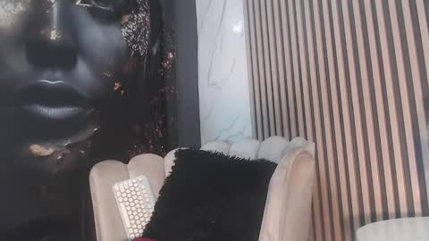 Skarleth villa online show from 11/26/25, 02:01