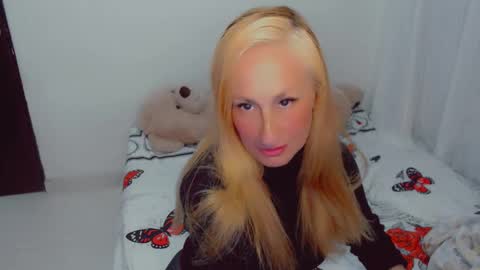 Arlett online show from 12/20/25, 11:17