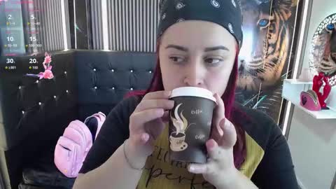 skarlett  online show from 09/18/25, 12:18