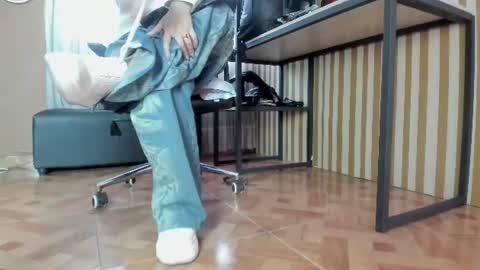 skarlettbarnes online show from 06/26/26, 11:47