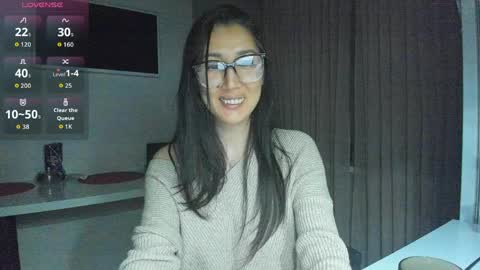 Snapshot of skarlettforeve chatting on 04/22/26, 10:33 skarlett online show from 04/22/26, 10:33