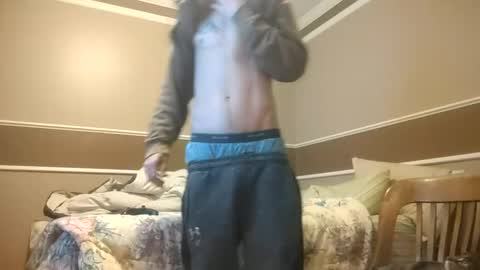 Snapshot of skater_v2 chatting on 12/20/24, 10:27 Christopher online show from 12/20/24, 10:27