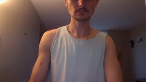 Snapshot of skater_v2 chatting on 09/09/25, 10:09 Christopher online show from 09/09/25, 10:09