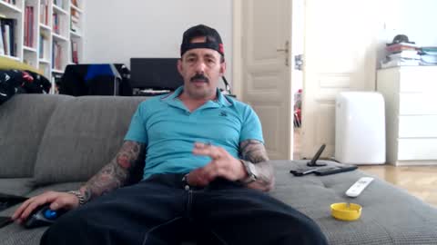 skaterproll online show from 04/13/26, 09:48