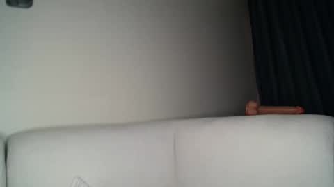 Snapshot of skimask_freak chatting on 01/24/25, 11:26 Krystal Belle online show from 01/24/25, 11:26