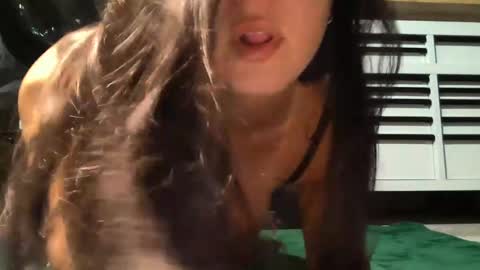 BELLA online show from 09/17/25, 09:44