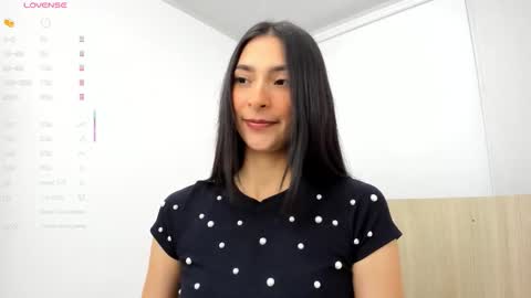 Ariadna online show from 10/17/25, 11:24