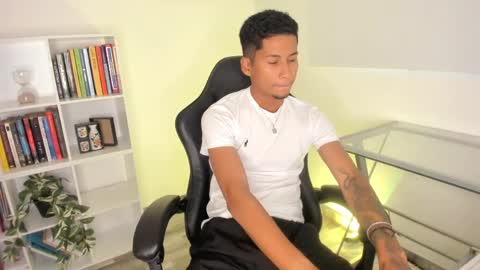 skinny_dlhh online show from 03/27/26, 11:04