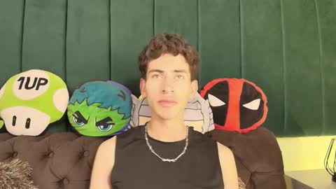 skinny jean  online show from 02/20/26, 08:31