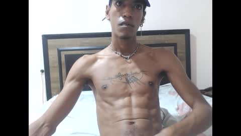 Snapshot of skinny_long_cock chatting on 11/16/25, 06:30 Albert online show from 11/16/25, 06:30