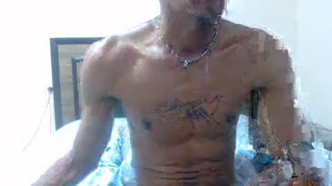 Snapshot of skinny_long_cock chatting on 12/05/25, 04:10 Albert online show from 12/05/25, 04:10