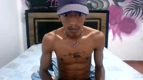 Snapshot of skinny_long_cock chatting on 06/06/26, 02:55 Albert online show from 06/06/26, 02:55