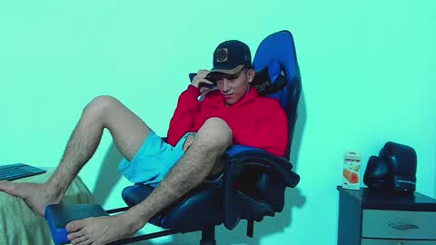 Snapshot of skinny_marked chatting on 11/06/25, 06:09 skinny marked online show from 11/06/25, 06:09