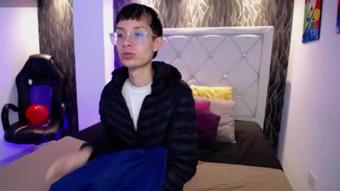 David online show from 02/19/26, 01:18