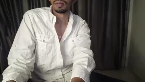 Snapshot of skinny_tamer chatting on 06/22/26, 04:15 skinny tamer online show from 06/22/26, 04:15