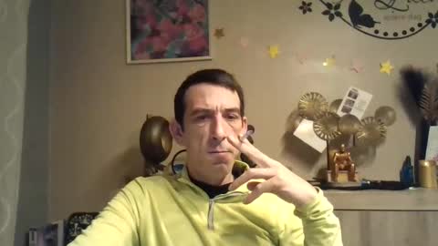 Snapshot of skinnybigcock2 chatting on 01/06/25, 03:31 SkinnyBigCock2 online show from 01/06/25, 03:31