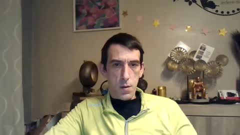 Snapshot of skinnybigcock2 chatting on 02/03/25, 02:47 SkinnyBigCock2 online show from 02/03/25, 02:47