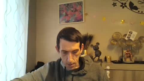 Snapshot of skinnybigcock2 chatting on 02/11/25, 08:15 SkinnyBigCock2 online show from 02/11/25, 08:15