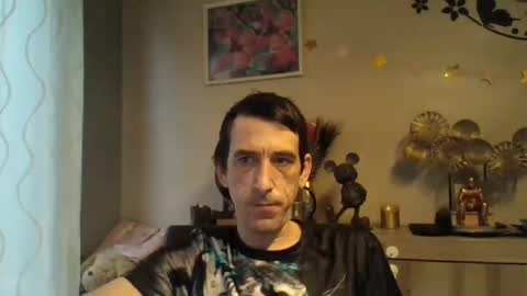 Snapshot of skinnybigcock2 chatting on 02/24/25, 07:44 SkinnyBigCock2 online show from 02/24/25, 07:44