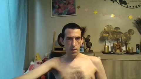 Snapshot of skinnybigcock2 chatting on 09/09/25, 07:30 SkinnyBigCock2 online show from 09/09/25, 07:30