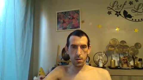 Snapshot of skinnybigcock2 chatting on 09/12/25, 07:08 SkinnyBigCock2 online show from 09/12/25, 07:08