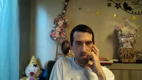 Snapshot of skinnybigcock2 chatting on 11/07/25, 08:14 SkinnyBigCock2 online show from 11/07/25, 08:14