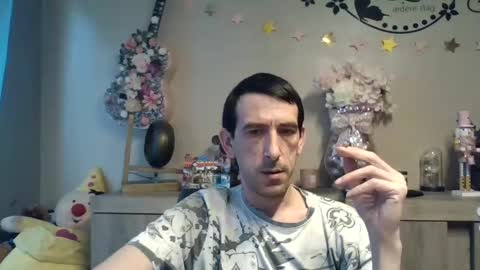 Snapshot of skinnybigcock2 chatting on 12/03/25, 08:45 SkinnyBigCock2 online show from 12/03/25, 08:45