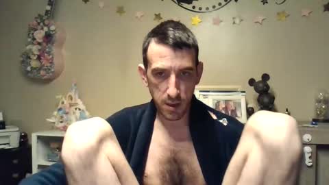Snapshot of skinnybigcock2 chatting on 03/23/26, 05:11 SkinnyBigCock2 online show from 03/23/26, 05:11
