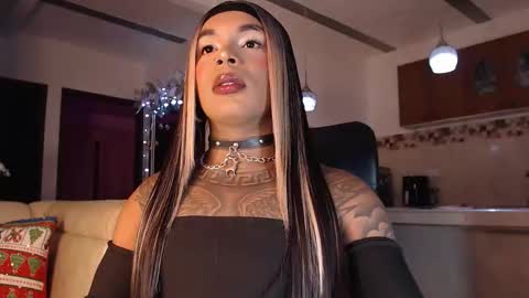 jesica online show from 12/18/25, 07:03