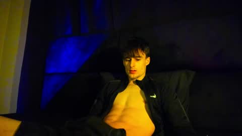 skinnyguywithbigd online show from 01/12/25, 10:43