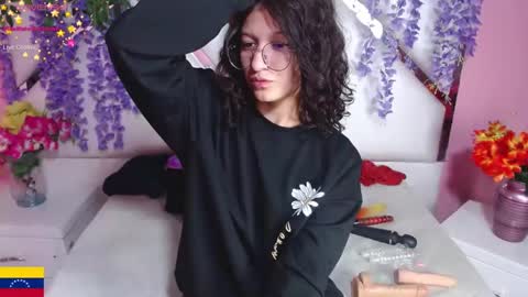  SKINNYHORNY   online show from 12/28/24, 05:55