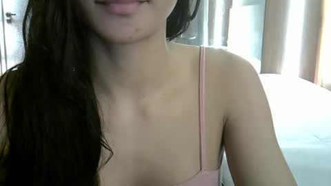 skinnykittencam online show from 09/19/25, 12:02