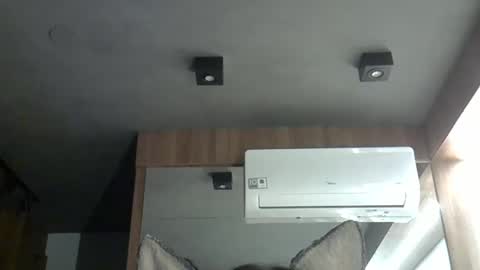 skinnykittencam online show from 10/13/25, 02:33