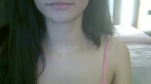 skinnykittencam online show from 04/18/26, 03:43