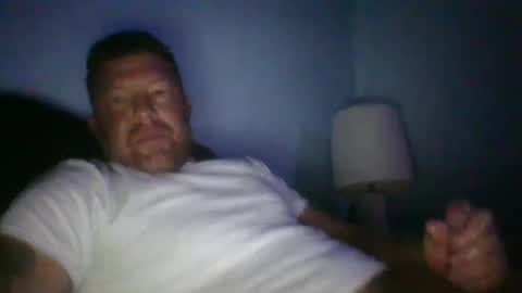 Snapshot of skinnymeat858205 chatting on 09/23/25, 03:42 skinnymeat858205 online show from 09/23/25, 03:42