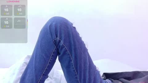 Karla  online show from 10/24/25, 03:03