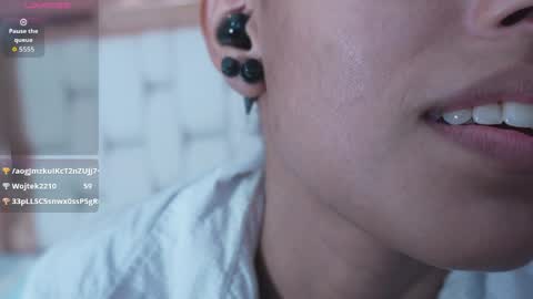 Karla  online show from 04/17/26, 02:58