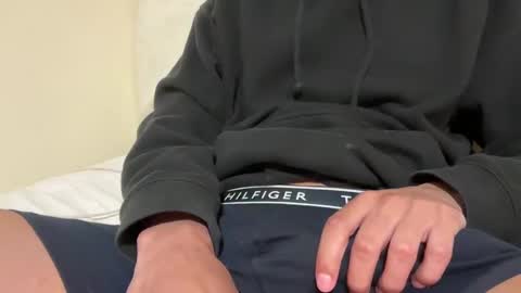 Snapshot of skinnypapi chatting on 10/24/25, 05:37 papi online show from 10/24/25, 05:37