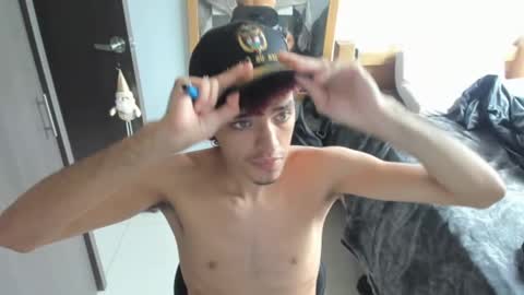 skinnypipe15 online show from 11/10/25, 05:23