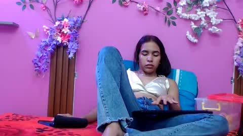 sofia online show from 09/21/25, 12:40