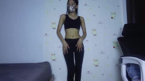 skinnythai4u online show from 05/03/26, 11:16